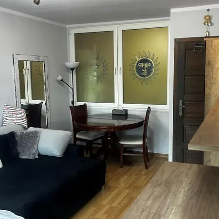 民宿 Cozy Bedroom Close To City Centre, Poland